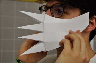 Papier Körpererweiterungen